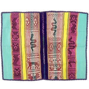 peruvian mestana mesa cloth in alpaca wool